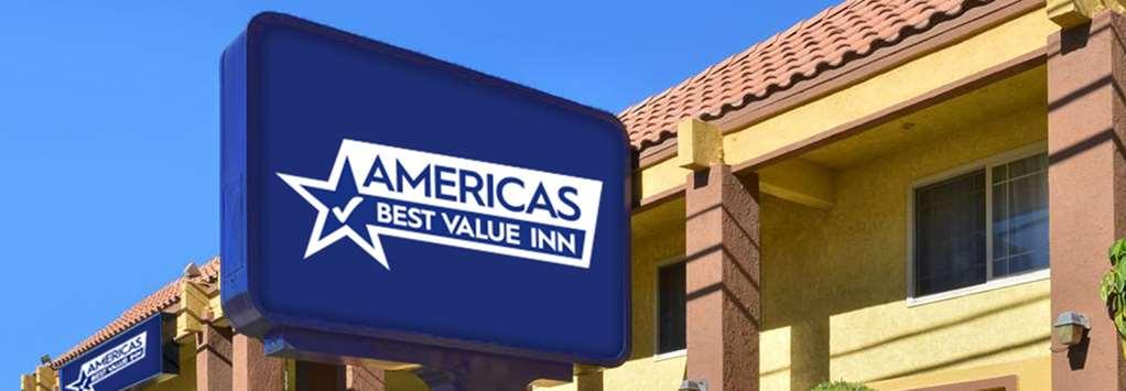 Americas Best Value Inn North Port Exteriör bild