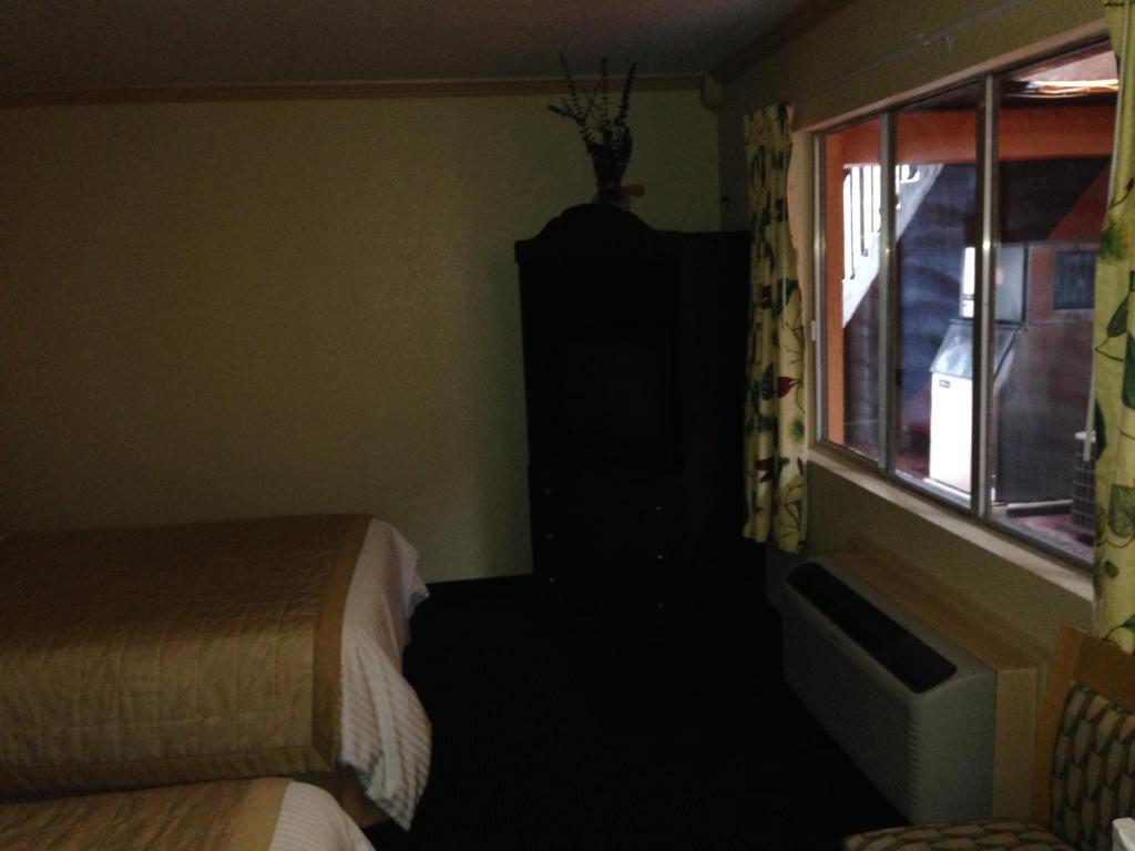 Americas Best Value Inn North Port Exteriör bild